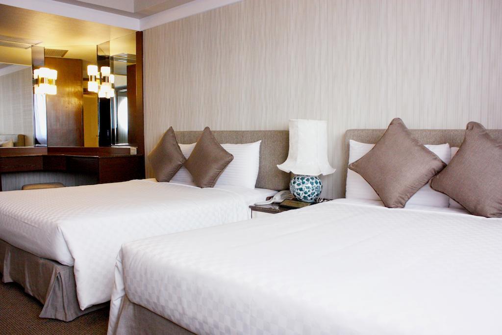 Pleasant Hotels International Таоюань Екстер'єр фото