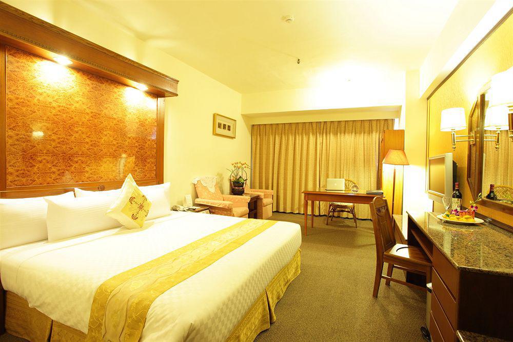 Pleasant Hotels International Таоюань Екстер'єр фото